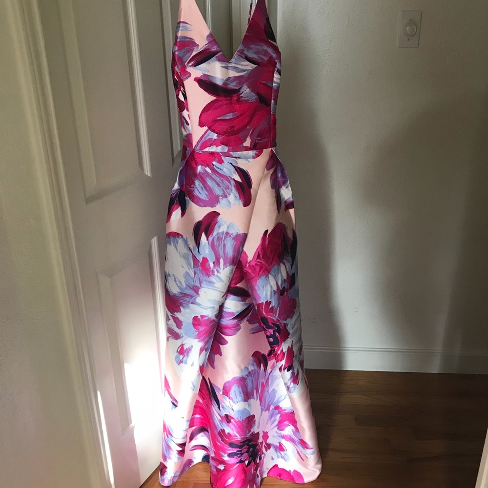 NEW JUNIORS SIZE 17 FLORAL PROM DRESS